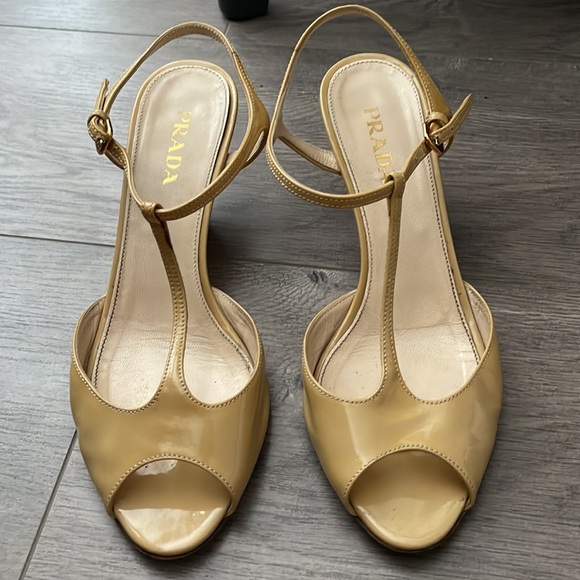 GUC PRADA SHOES - Picture 5 of 5